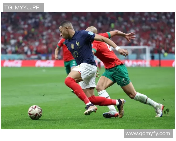 足球传奇重现赛场风采老球星再度闪耀绿茵场的辉煌时刻